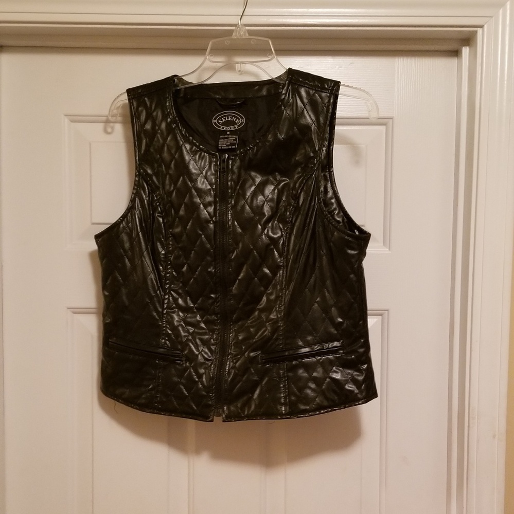 💞Selene Sport Black Leather Vest